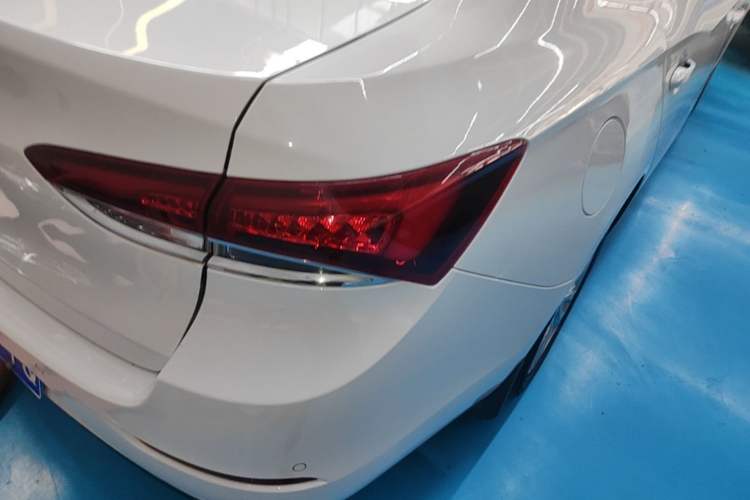 Used Buick GT 2021 Revised Version Flagship 1.5L Automatic Elite Edition Right Rear Taillight