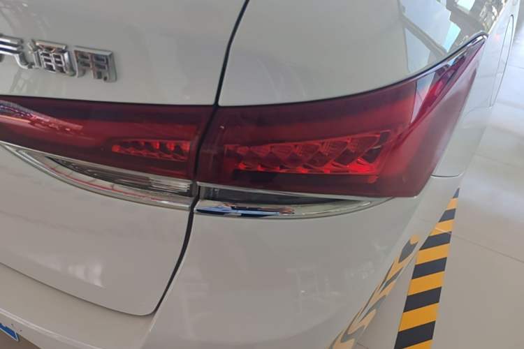 Used Buick GT 2021 Exemplar 1.5L Automatic Elite Version Right Rear Taillight