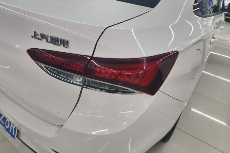 Used Buick GT 2021 Revised Version 1.3T Automatic Mild Hybrid Elite Edition Right Rear Taillight