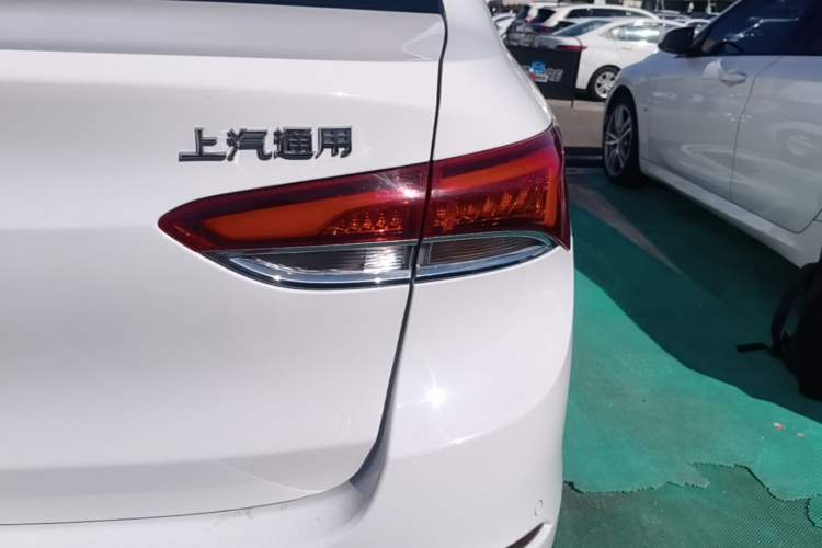 Used Buick GT 2021 Revised Version Flagship 1.5L Automatic Elite Edition Right Rear Taillight