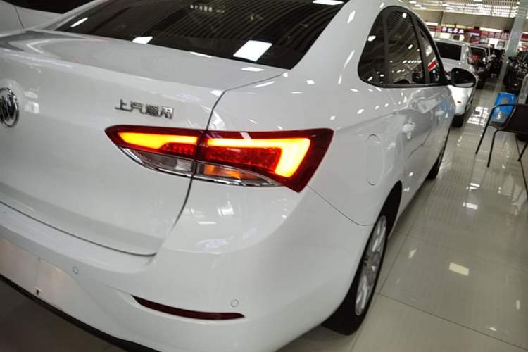 Used Buick GT 2021 Revised Version Flagship 1.5L Automatic Elite Edition Right Rear Taillight