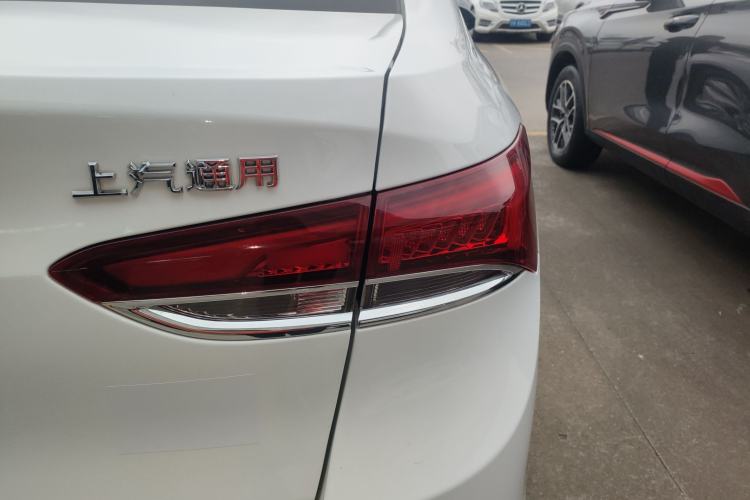 Used Buick GT 2021 Revised Version Flagship 1.5L Automatic Elite Edition Right Rear Taillight