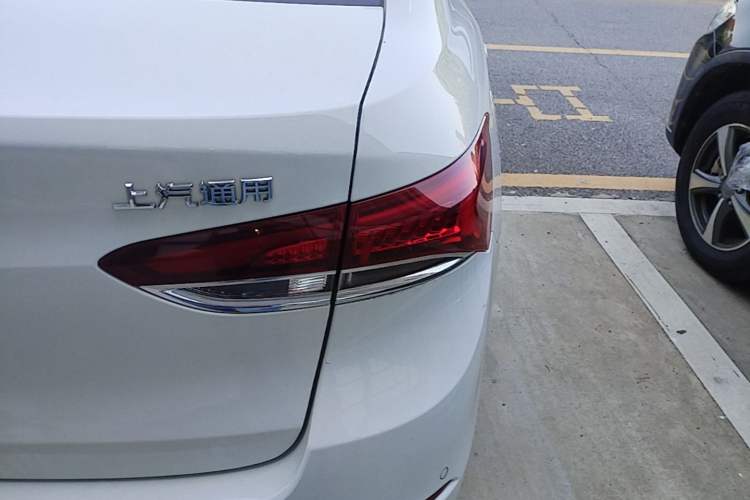 Used Buick GT 2021 Revised Version Flagship 1.5L Automatic Elite Edition Right Rear Taillight