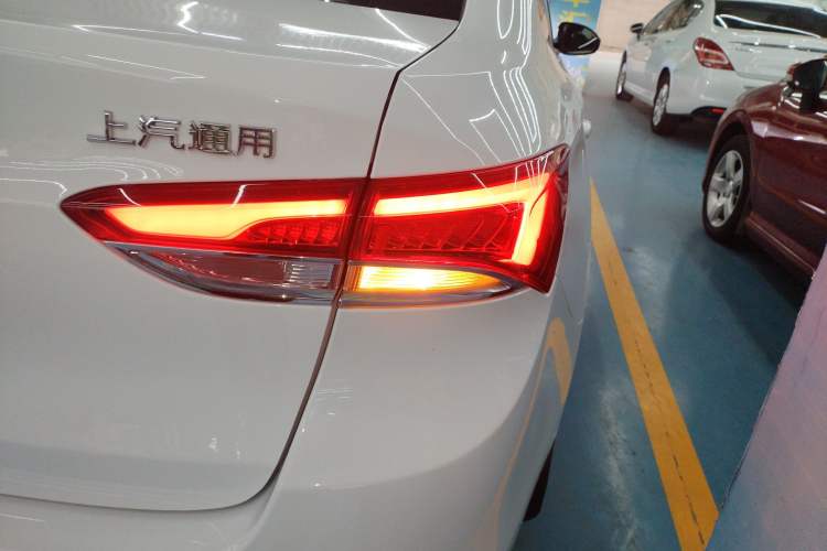 Used Buick GT 2021 Revised Version Flagship 1.5L Automatic Elite Edition Right Rear Taillight
