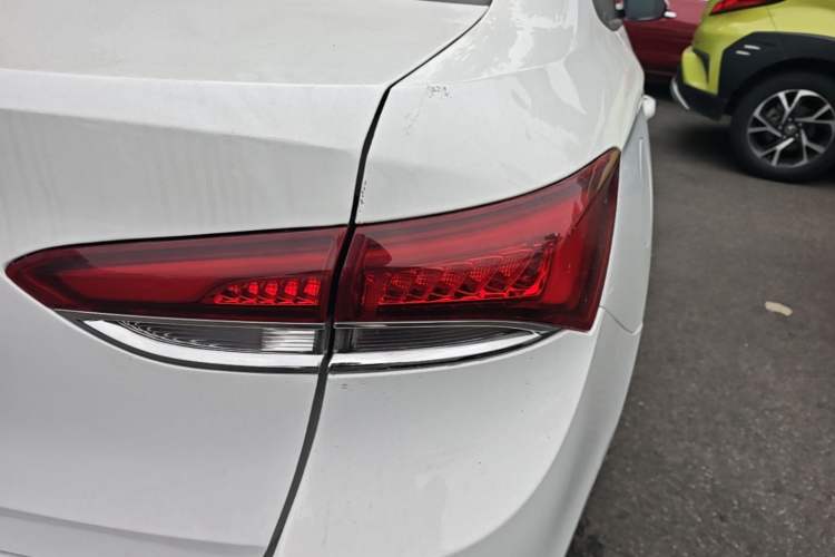 Used Buick GT 2021 Revised Version Flagship 1.5L Automatic Elite Edition Right Rear Taillight