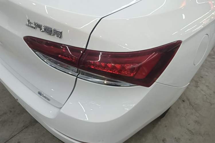 Used Buick GT 2021 Revised Version 1.3T Automatic Mild Hybrid Advanced Edition Right Rear Taillight