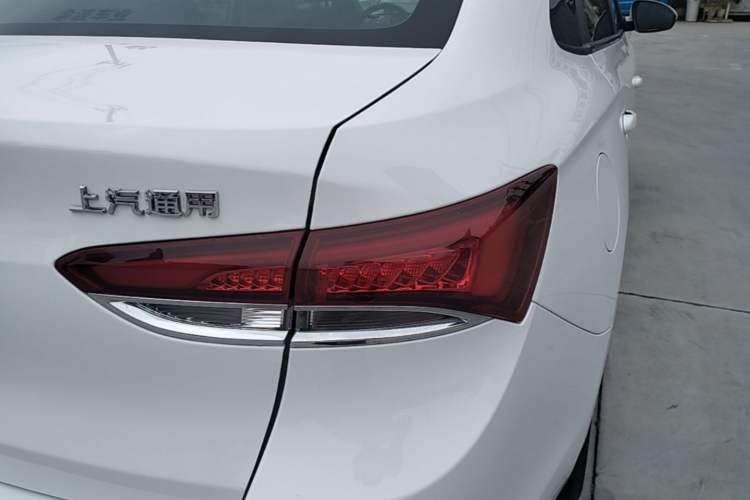 Used Buick GT 2021 Revised Version Flagship 1.5L Automatic Elite Edition Right Rear Taillight