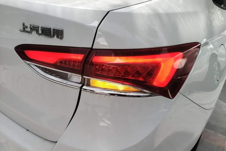Used Buick GT 2021 Revised Version Flagship 1.5L Automatic Elite Edition Right Rear Taillight