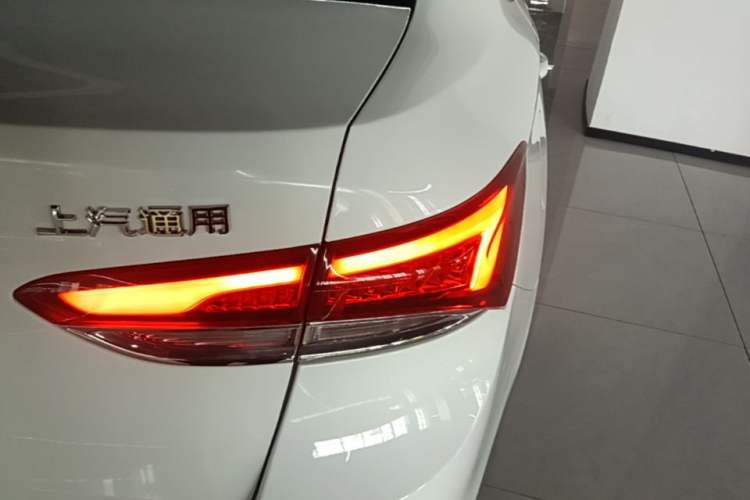 Used Buick GT 2021 1.3T Automatic Mild Hybrid Elite Version Right Rear Taillight