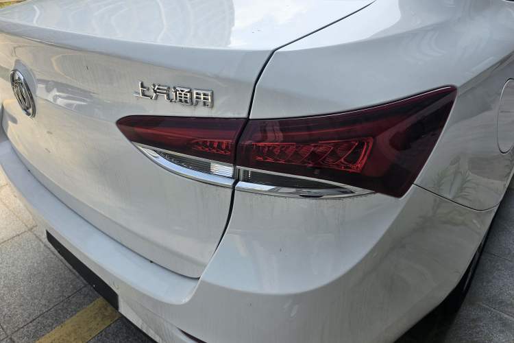 Used Buick GT 2021 Revised Version Flagship 1.5L Automatic Elite Edition Right Rear Taillight