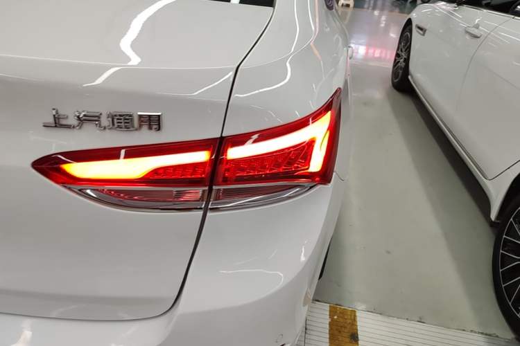 Used Buick GT 2021 Revised Version Flagship 1.5L Automatic Elite Edition Right Rear Taillight