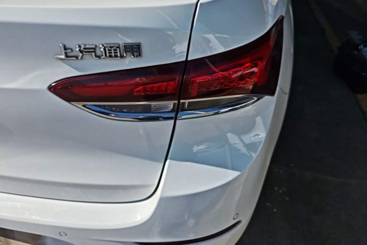 Used Buick GT 2021 Revised Version Flagship 1.5L Automatic Elite Edition Right Rear Taillight