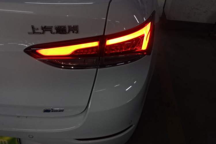 Used Buick GT 2021 Revised Version 1.3T Automatic Mild Hybrid Elite Edition Right Rear Taillight