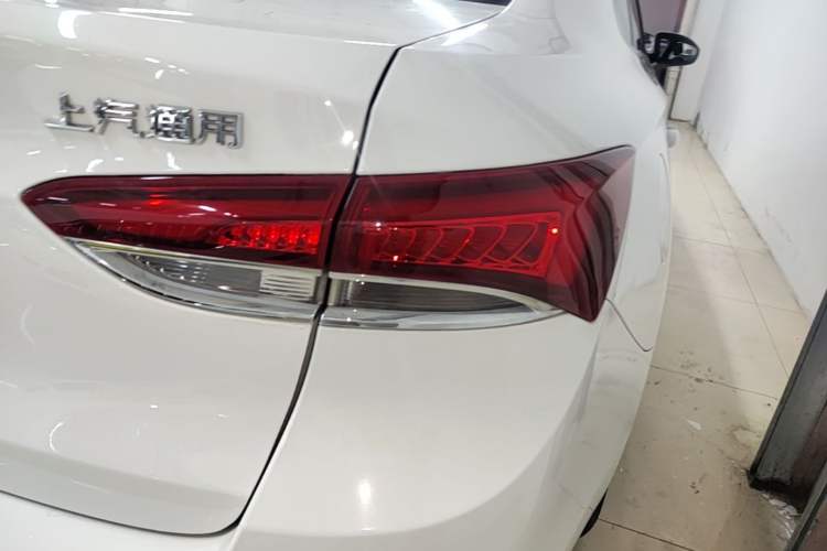 Used Buick GT 2021 Revised Version Flagship 1.5L Automatic Entry-Level Trim Right Rear Taillight
