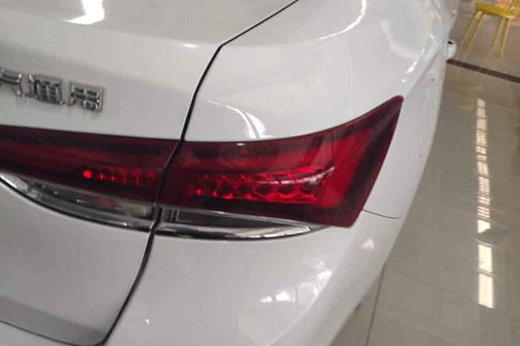 Used Buick GT 2021 Exemplar 1.5L Automatic Elite Version Right Rear Taillight