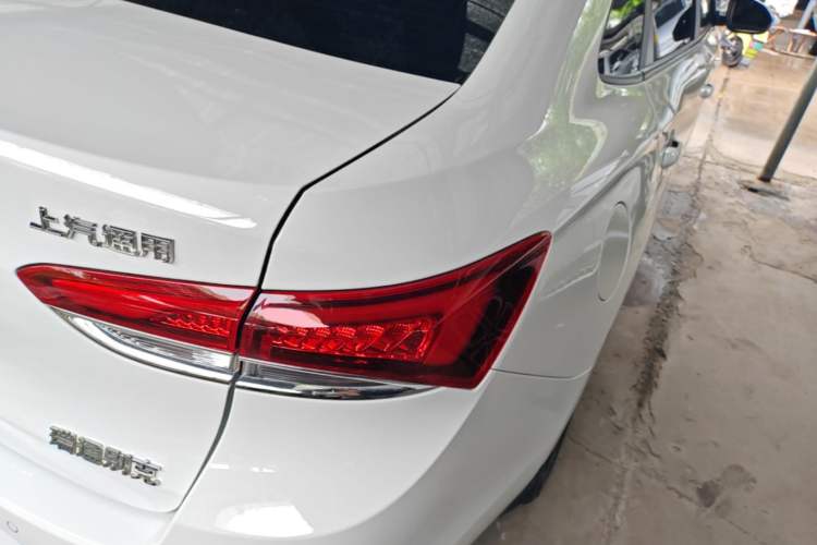 Used Buick GT 2021 Revised Version Flagship 1.5L Automatic Entry-Level Trim Right Rear Taillight