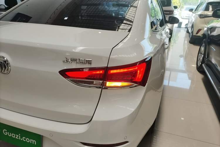 Used Buick GT 2021 Revised Version Flagship 1.5L Automatic Elite Edition Right Rear Taillight