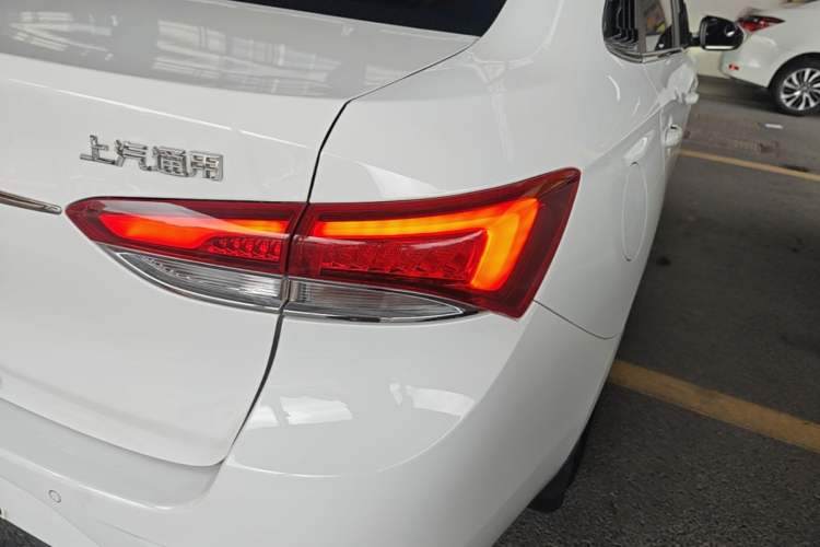 Used Buick GT 2021 Revised Version Flagship 1.5L Automatic Entry-Level Trim Right Rear Taillight