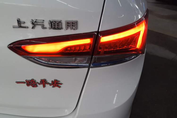 Used Buick GT 2021 Revised Version Flagship 1.5L Automatic Elite Edition Right Rear Taillight
