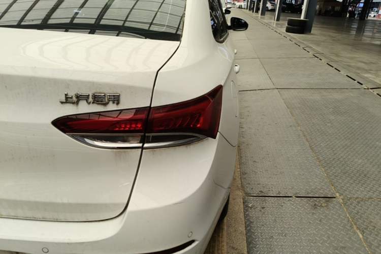 Used Buick GT 2021 Revised Version Flagship 1.5L Automatic Elite Edition Right Rear Taillight