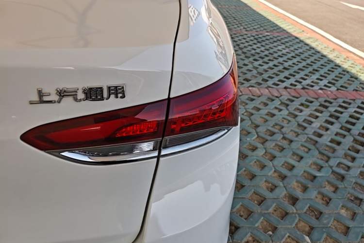 Used Buick GT 2021 Revised Version Flagship 1.5L Automatic Elite Edition Right Rear Taillight