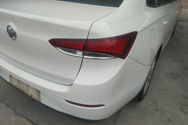 Used Buick GT 2021 Revised Version Flagship 1.5L Automatic Elite Edition Right Rear Taillight