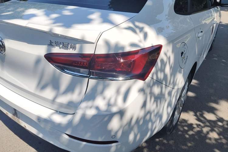 Used Buick GT 2021 Revised Version Flagship 1.5L Automatic Elite Edition Right Rear Taillight
