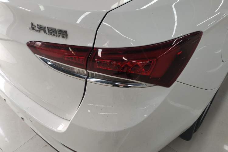Used Buick GT 2021 Revised Version Flagship 1.5L Automatic Elite Edition Right Rear Taillight