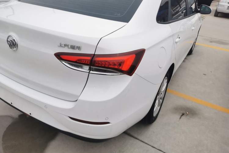 Used Buick GT 2021 Revised Version Flagship 1.5L Automatic Elite Edition Right Rear Taillight
