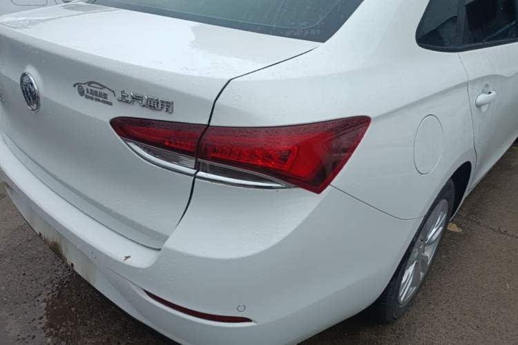 Used Buick GT 2021 Revised Version Flagship 1.5L Automatic Elite Edition Right Rear Taillight