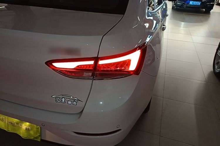 Used Buick GT 2021 Revised Version 1.3T Automatic Mild Hybrid Elite Edition Right Rear Taillight