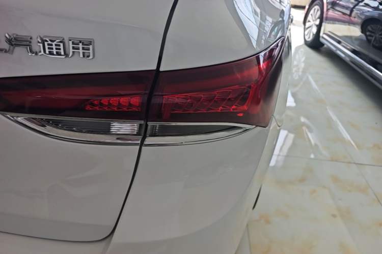 Used Buick GT 2021 Revised Version Flagship 1.5L Automatic Elite Edition Right Rear Taillight