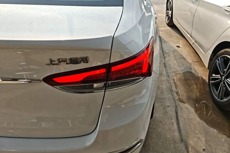 Used Buick GT 2021 Revised Version Flagship 1.5L Automatic Elite Edition Right Rear Taillight