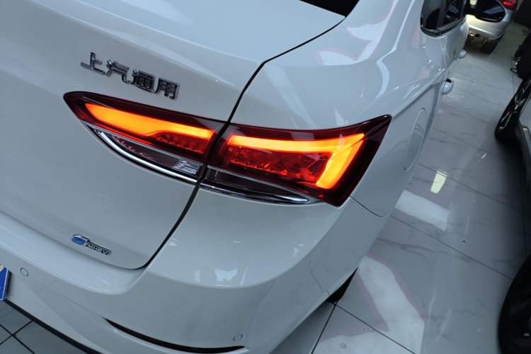 Used Buick GT 2021 Revised Version 1.3T Automatic Mild Hybrid Elite Edition Right Rear Taillight