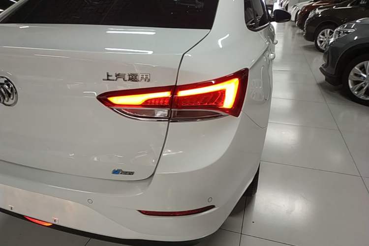 Used Buick GT 2021 Revised Version 1.3T Automatic Mild Hybrid Elite Edition Right Rear Taillight