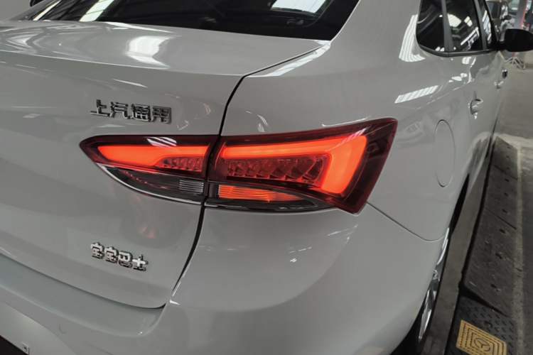Used Buick GT 2021 Revised Version Flagship 1.5L Automatic Elite Edition Right Rear Taillight