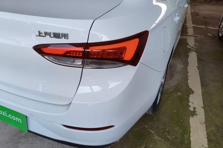 Used Buick GT 2021 Revised Version Flagship 1.5L Automatic Elite Edition Right Rear Taillight