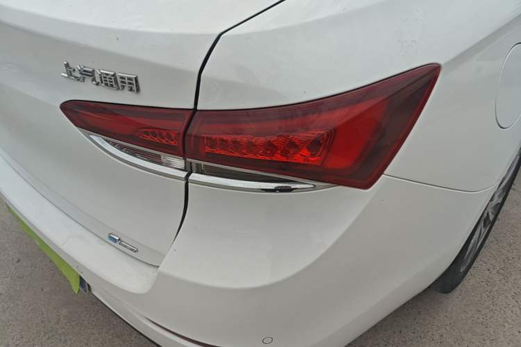 Used Buick GT 2021 Revised Version 1.3T Automatic Mild Hybrid Elite Edition Right Rear Taillight