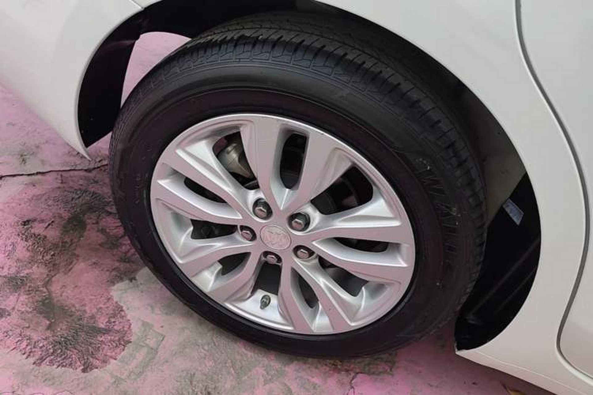 Used Buick GT 2021 Revised Version Flagship 1.5L Automatic Elite Edition Right Rear Wheel Hub