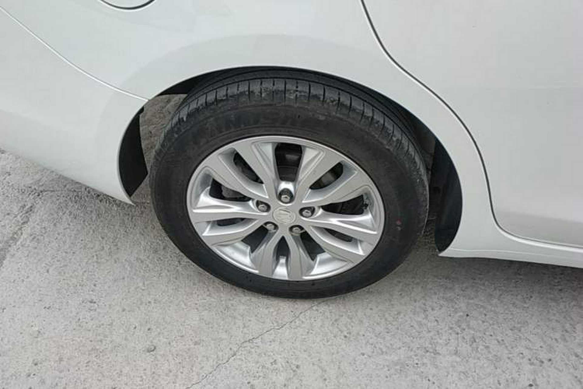Used Buick GT 2021 Exemplar 1.5L Automatic Elite Version Right Rear Wheel Hub