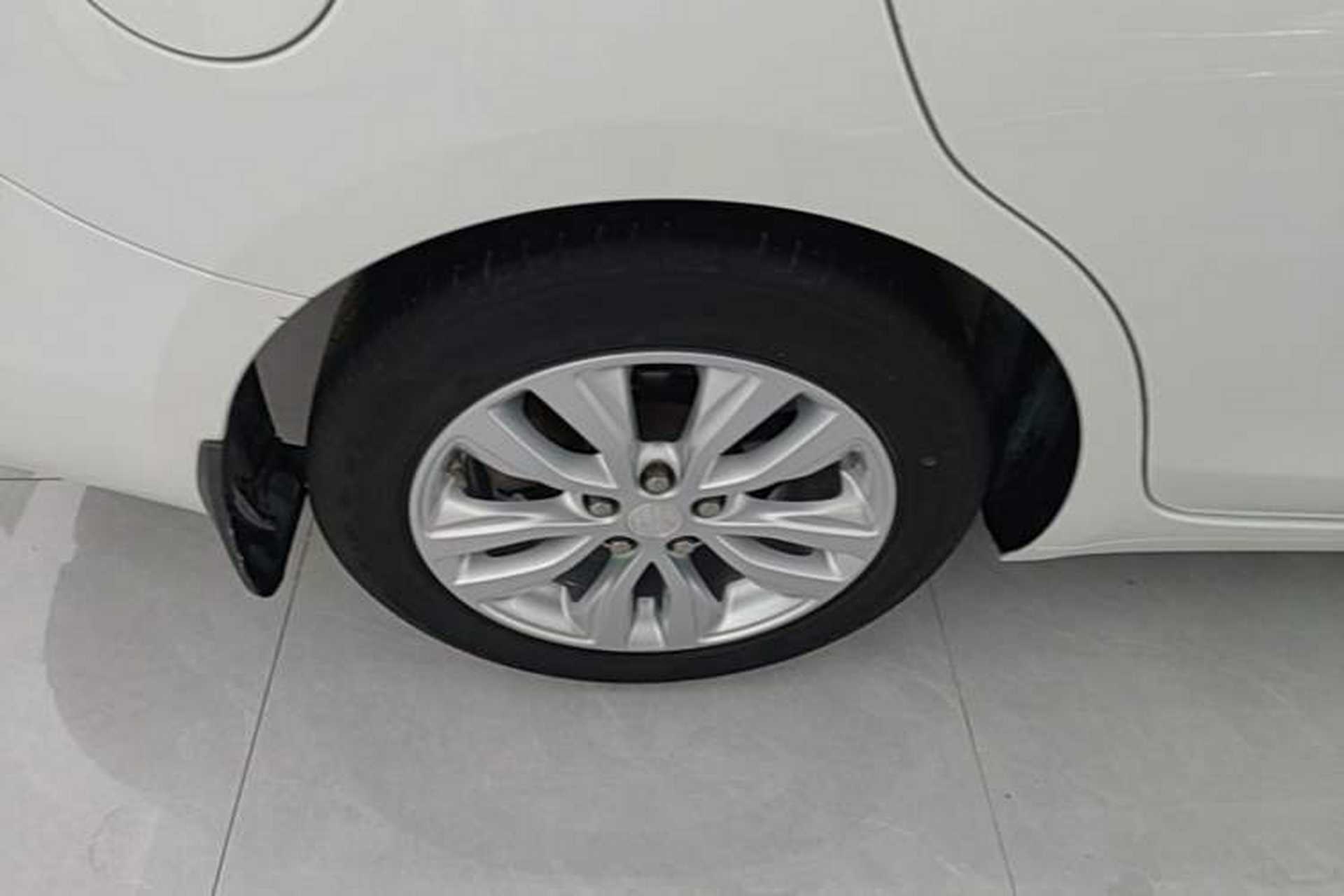 Used Buick GT 2021 Revised Version Flagship 1.5L Automatic Elite Edition Right Rear Wheel Hub