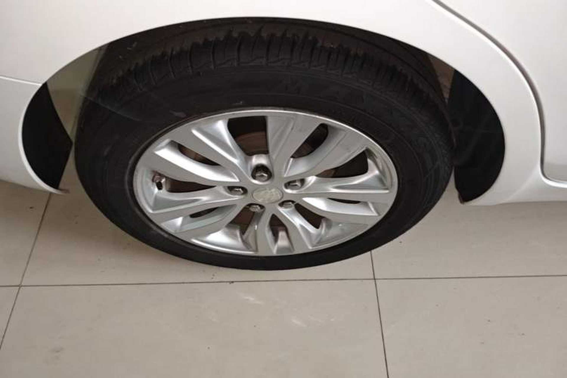 Used Buick GT 2021 Exemplar 1.5L Automatic Elite Version Right Rear Wheel Hub