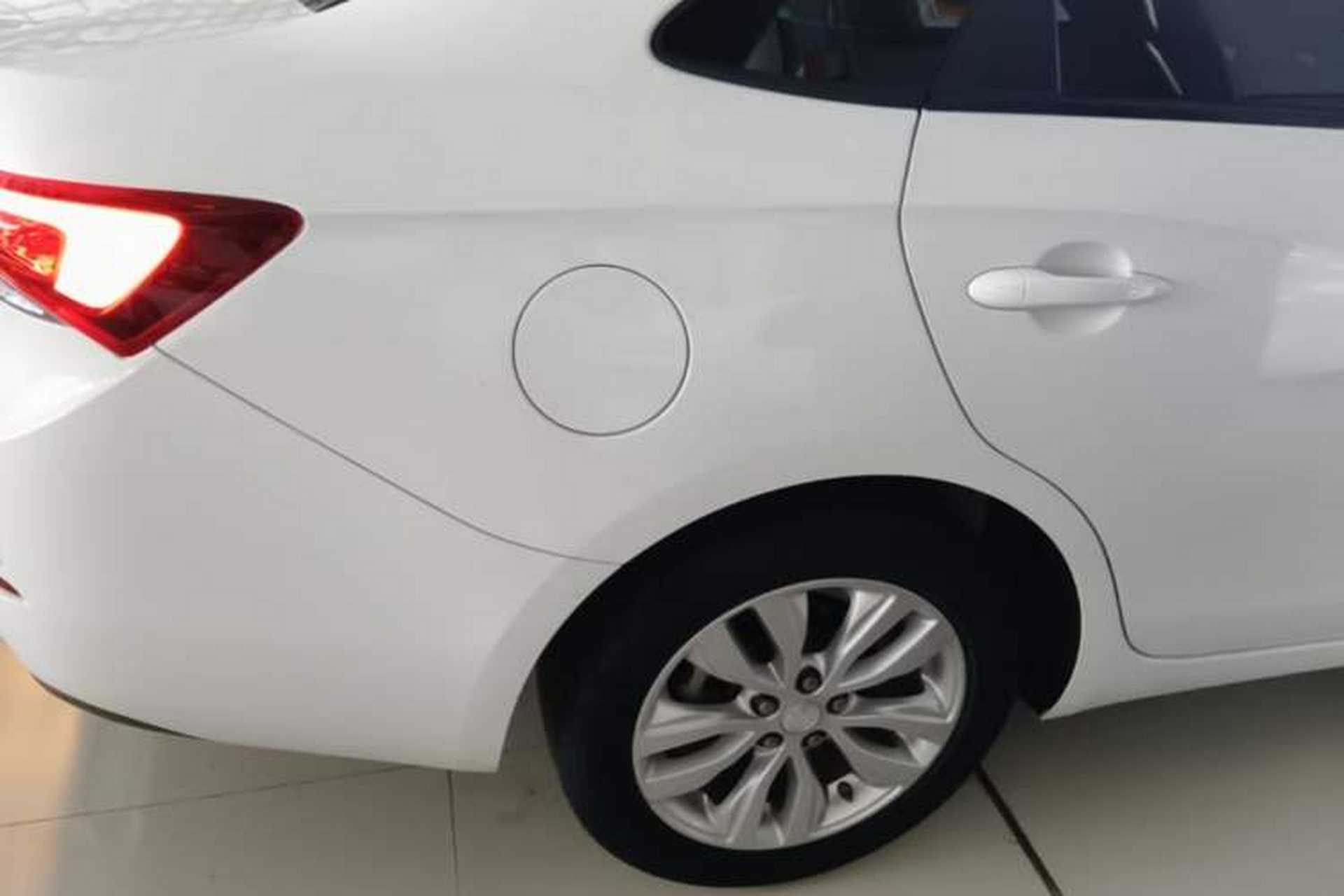 Used Buick GT 2021 Revised Version Flagship 1.5L Automatic Elite Edition Right Rear Wheel Hub