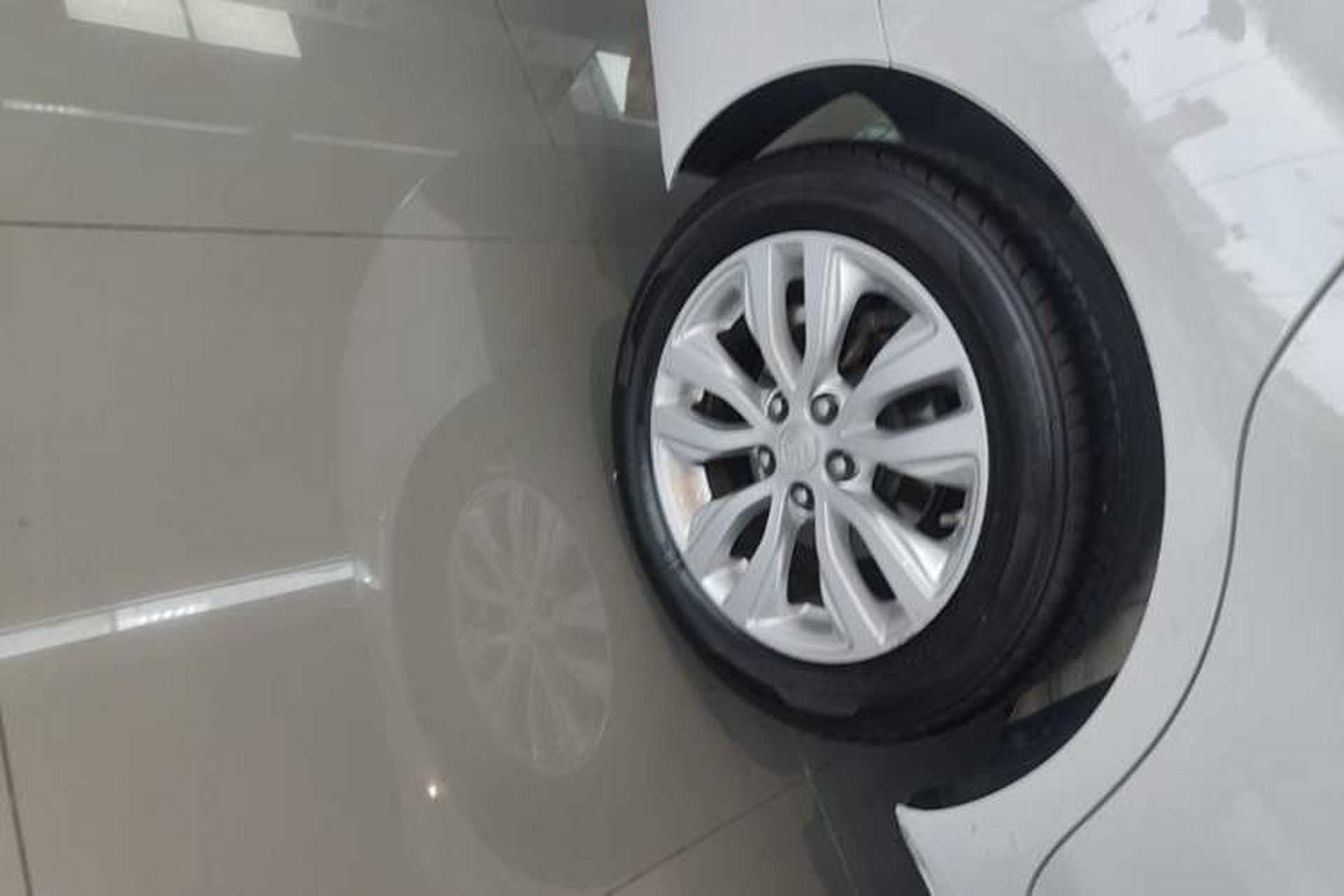 Used Buick GT 2021 Revised Version Flagship 1.5L Automatic Elite Edition Right Rear Wheel Hub