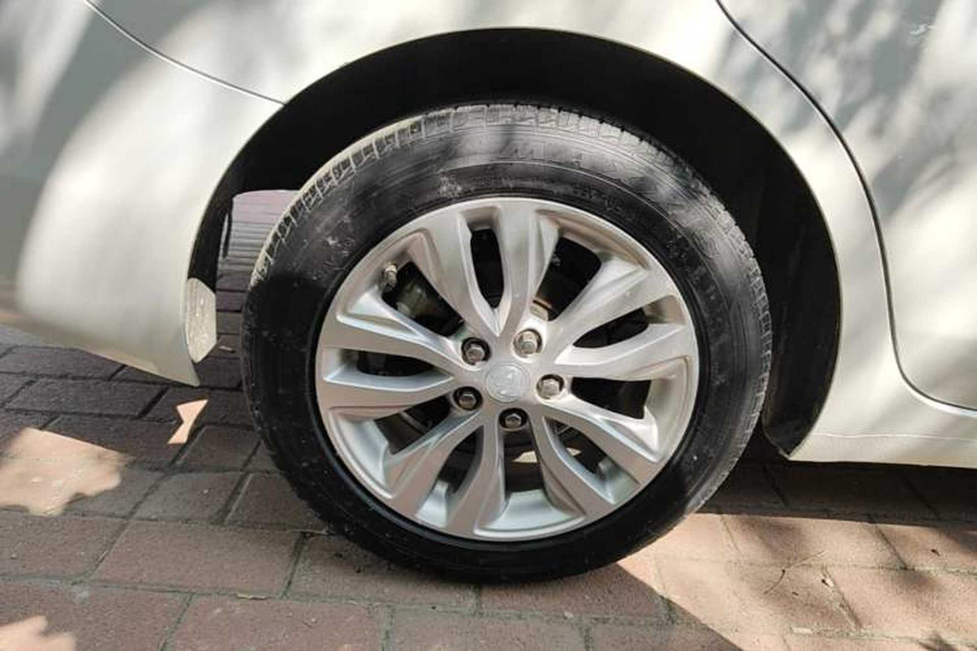 Used Buick GT 2021 Revised Version Flagship 1.5L Automatic Elite Edition Right Rear Wheel Hub