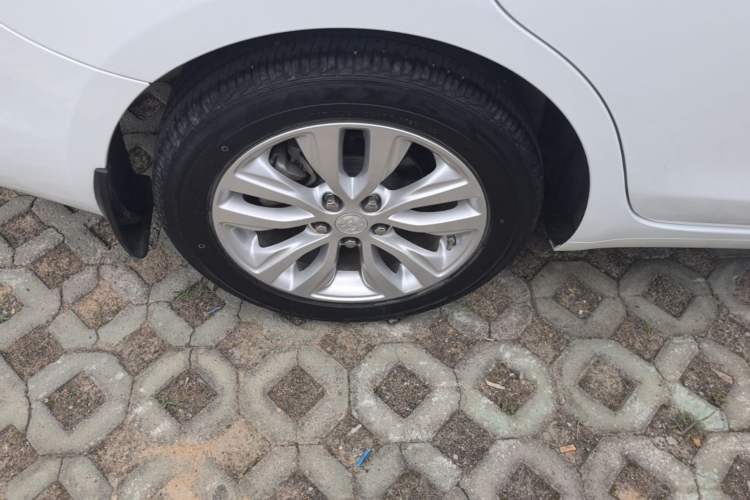 Used Buick GT 2021 Exemplar 1.5L Automatic Elite Version Right Rear Wheel Hub