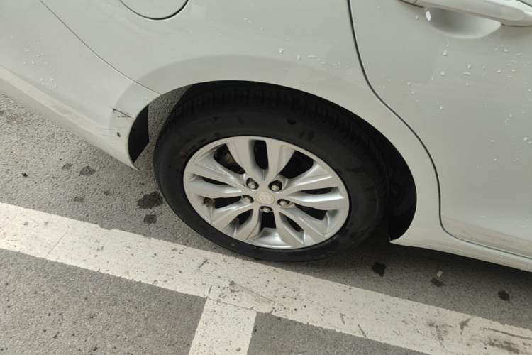 Used Buick GT 2021 Exemplar 1.5L Automatic Elite Version Right Rear Wheel Hub