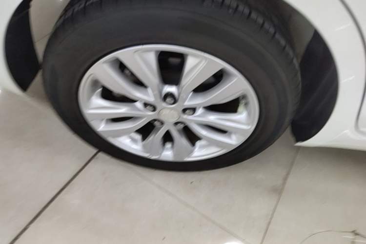 Used Buick GT 2021 Exemplar 1.5L Automatic Elite Version Right Rear Wheel Hub