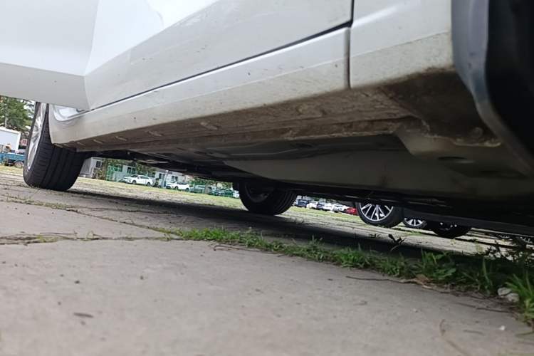 Used Buick GT 2021 Revised Version Flagship 1.5L Automatic Elite Edition Right Side Sill