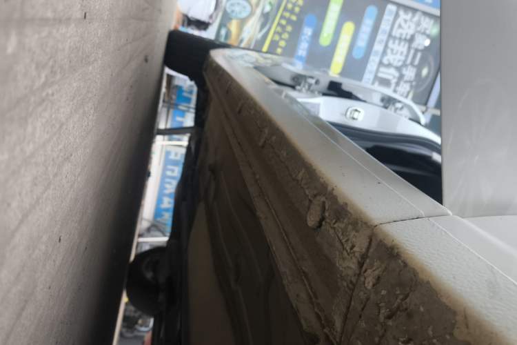 Used Buick GT 2021 1.3T Automatic Mild Hybrid Elite Version Right Side Sill